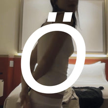 Load image into Gallery viewer, Fcukers - Ö