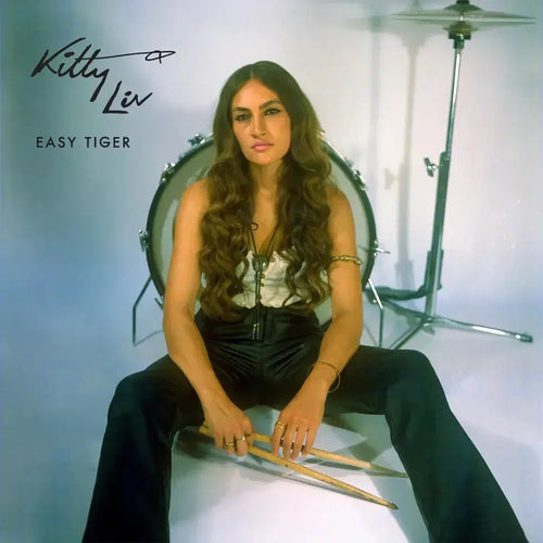 Kitty Liv - Easy Tiger - Vinilo Instore