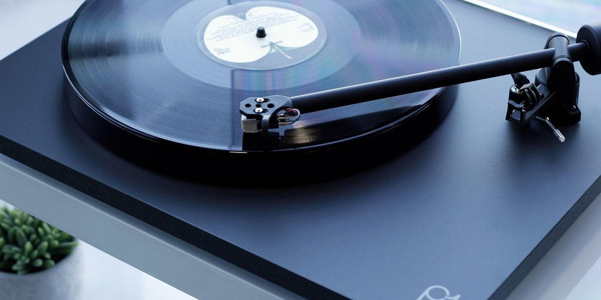 Rega Planar 1 Matt Black Turntable