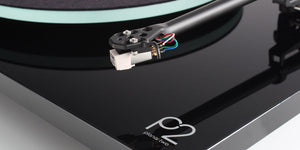 Rega Planar 2 Black Turntable