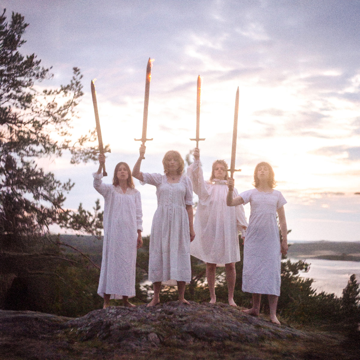 The New Eves - The New Eve Is Rising - Dinked HR.03